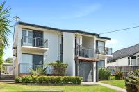 The Cliff - Walk to Bar Beach and Merewether - B&B