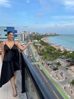 Appartamento con 2 Camere da Letto, Balcone e Vista mare