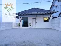 The Juzi House - private pool homestay - B&B