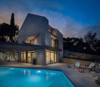 Unique 4-Bedroom Villa SemperVivum with pool in Sutivan - B&B