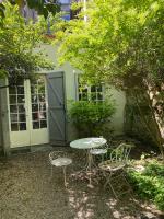 Dépendance calme avec jardin au coeur de Bordeaux - B&B