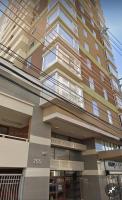 Departamento completo, centrico y estacionamiento - Bed and Breakfast