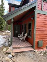 Spacious 4 Bedroom Chalet on Hiking Trails - B&B Fairplay