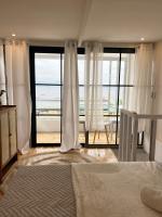 Casa Aya Suites - Bed and Breakfast Puerto Galera