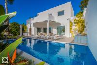 Villa Ninja by Abahana Villas - Chambres d’hôtes
