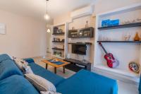 Spacious Home with Balcony BBQ & Games - Sleep 6 by QuickTrips - Bed and Breakfast San Pawl il-Baħar