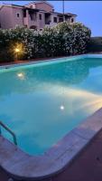 Airport-V-Shuttle-till night check in-pool-GARDEN-AIRCOND-Wifi-parking free - B&B Olbia