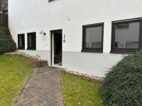 Modernes ruhiges Apartment in Scheidt, Uni-Nähe - B&B