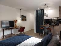 Studio 4