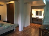 Kamer met Kingsize Bed en Uitzicht op de Tuin