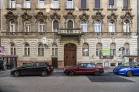 Spacious Designer Home with Premium Touches - Ferienwohnung Budapest