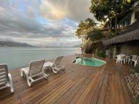 Lindo Loft a beira Mar em Ilha Bela Acesso ao mar - Chambres d’hôtes Ilhabela