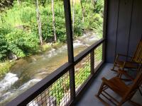 Roaring Fork Retreat by Olde Gatlinburg Rentals - B&B Gatlinburg