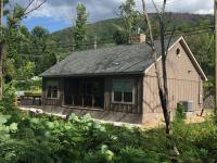 Roaring Fork Retreat by Olde Gatlinburg Rentals - B&B Gatlinburg