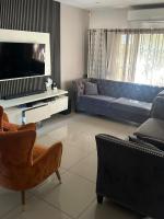 Riverside 1 bedroom house for Two - B&B
