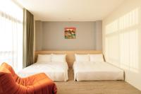 Quadruple Room with Private Bathroom