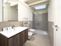 Bright apartment with terrace and pool - B&B Milan