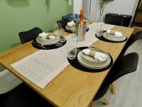 Moderne Wohnung mit Balkon ideal für Familien und Geschäftsreisende - B&B