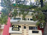 JPM Home's Stay with Luxury - B&B