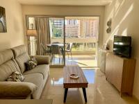 Relax y Confort, Apartamento Reformado con Piscina - Bed and Breakfast Benidorm