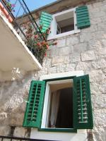 Old Stone House with private Swimming Pool - Ferienwohnung Solin