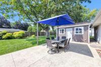 Charming 4-Bedroom Home Short Walk to Lambeau - B&B Ashwaubenon