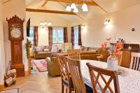 Garlies Lodge - Bed and Breakfast Bargrennan