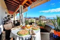 Surfing on the Lake DesenzanoLoft Official Partner Homes & Villas by Marriott Bonvoy - Chambres d'hôtes Desenzano del Garda