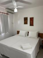 AP06 Espaçoso a 3 Minutos a Pé da Praia de Taperapuã, Acomoda até 8 Pessoas! - B&B Porto Seguro