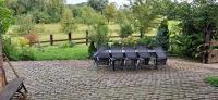 Spacious house in Montignies-sur-Roc with garden - B&B Montignies-sur-Roc