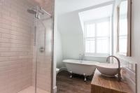 Großes Doppelzimmer mit Meerblick – 5