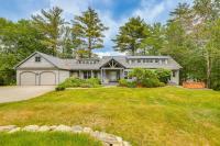 Lakefront New London Retreat w/ Dock & Hot Tub! - Chambres d'hôtes New London