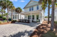 221 Sands Street - 4 BR with Private pool - B&B