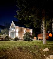Domek 510 m npm z jaccuzi i sauna - B&B Miłków