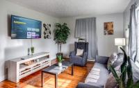 Comfortable Home Close to Everything Near Downtown - B&B