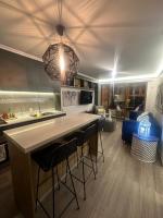 Luminoso Departamento 2D - Bed and Breakfast Los Ángeles