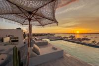 MarinaWellmina-Sunset Pool Vibes - B&B
