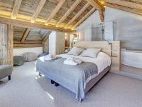 Chalet 5★, 15 pers, piscine intérieure, vue montagnes, 7 ch, terrasse, animaux acceptés - FR-1-304-299 - Chambres d'hôtes La Clusaz
