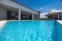 Villa Speranza with Illuminated Pool - Ferienwohnung Pula