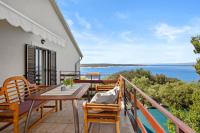 Two bedroom apartment with Sea view