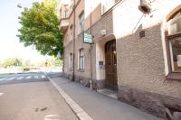 2ndhomes 2BR City Center Apartment with Balcony & Park view - Chambres d’hôtes