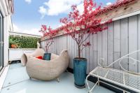 Charming 3BR Shoreditch Duplex Loft with Balconies - B&B Londres