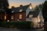 Springfield House - Birmingham Airport & NEC - B&B Coleshill