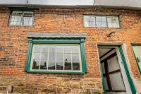 Carol's Cottage - Bed and Breakfast Leek