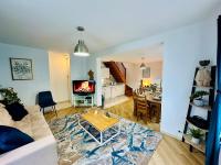 Maison le B - Disneyland Paris - Parking - Wifi - Bed and Breakfast