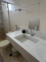 Quarto com banheiro privado em casa de família 15km de Belém - Ferienwohnung Ananindeua