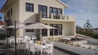 Maçãs Home-Sky sea view at The Beach - Bed and Breakfast Colares