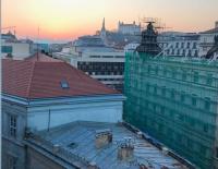 Cozy 1 bed top floor apartment in the Old town Bratislava - Chambres d'hôtes Bratislava