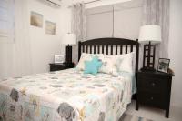 Tangerine Sunsets Skylark - B&B Nassau