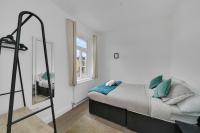 Startlet Stays Apartments - On Elizabeth Line with Free Parking - B&B